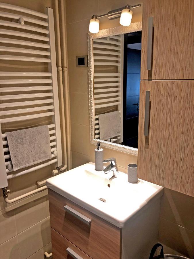Quince Apartment-Free Parking-City Center 베오그라드 외부 사진